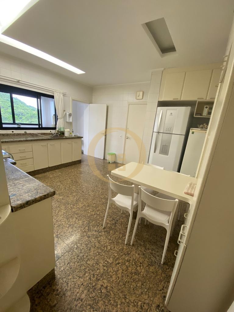 Apartamento-3-dormitorios-Pitangueiras