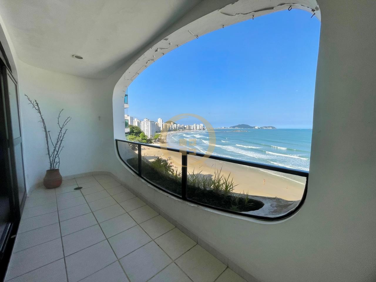 Apartamento GUARUJÁ - SP