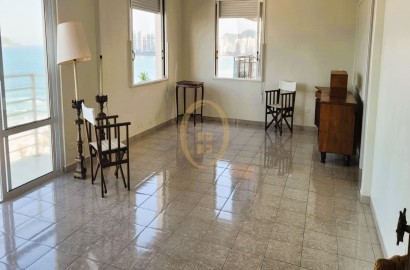 Apartamento Frente ao Mar-3-dormitorios-Pitangueiras
