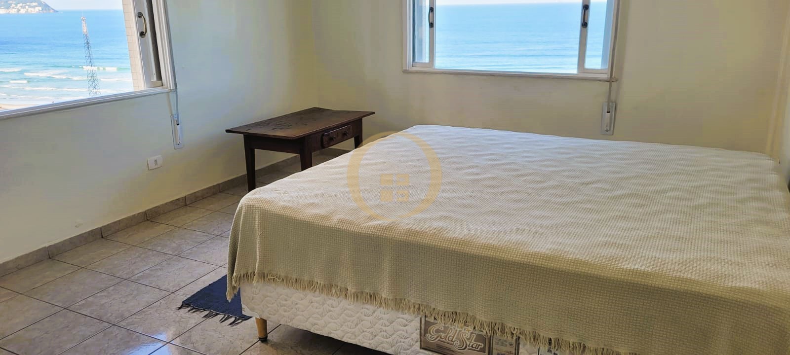 Apartamento Frente ao Mar-3-dormitorios-Pitangueiras
