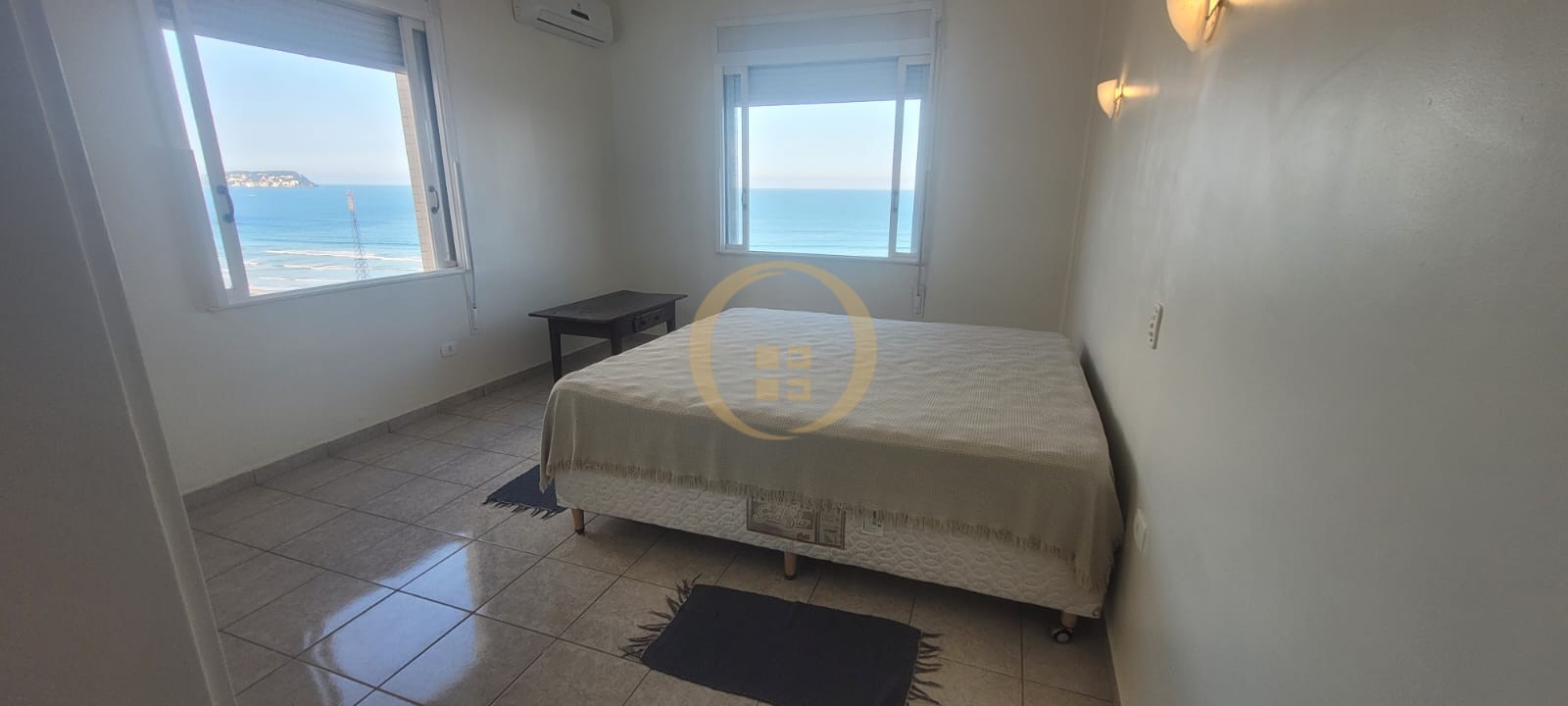 Apartamento Frente ao Mar-3-dormitorios-Pitangueiras