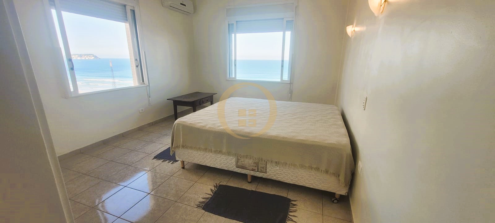 Apartamento Frente ao Mar-3-dormitorios-Pitangueiras