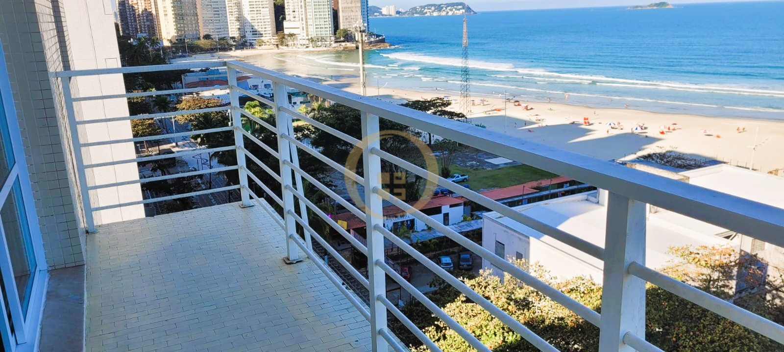 Apartamento Frente ao Mar-3-dormitorios-Pitangueiras