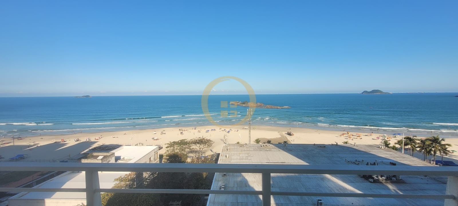 Apartamento Frente ao Mar-3-dormitorios-Pitangueiras