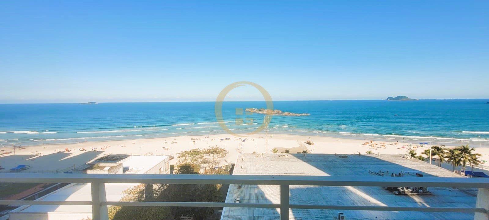 Apartamento Frente ao Mar-3-dormitorios-Pitangueiras