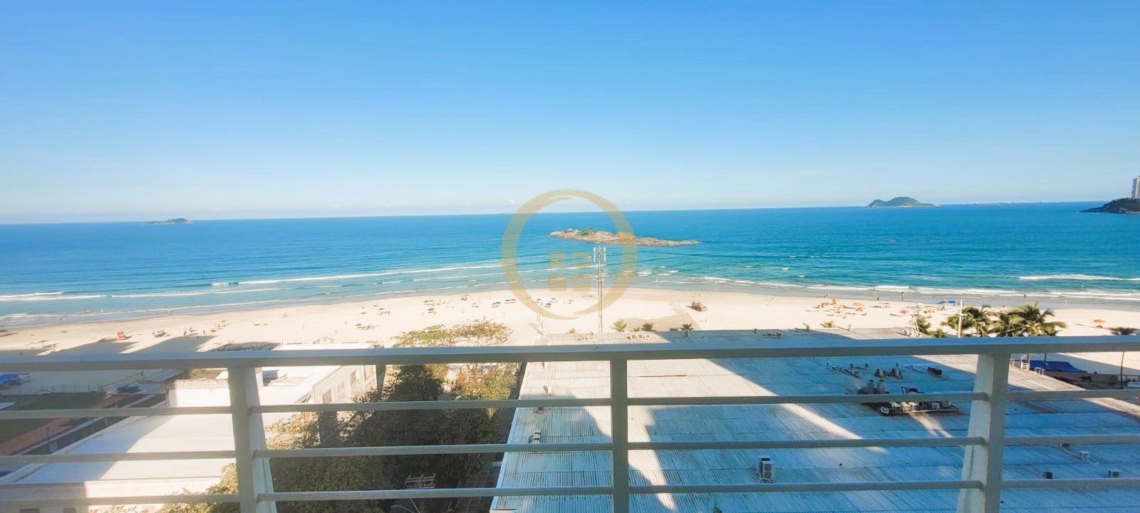 Apartamento Frente ao Mar-3-dormitorios-Pitangueiras