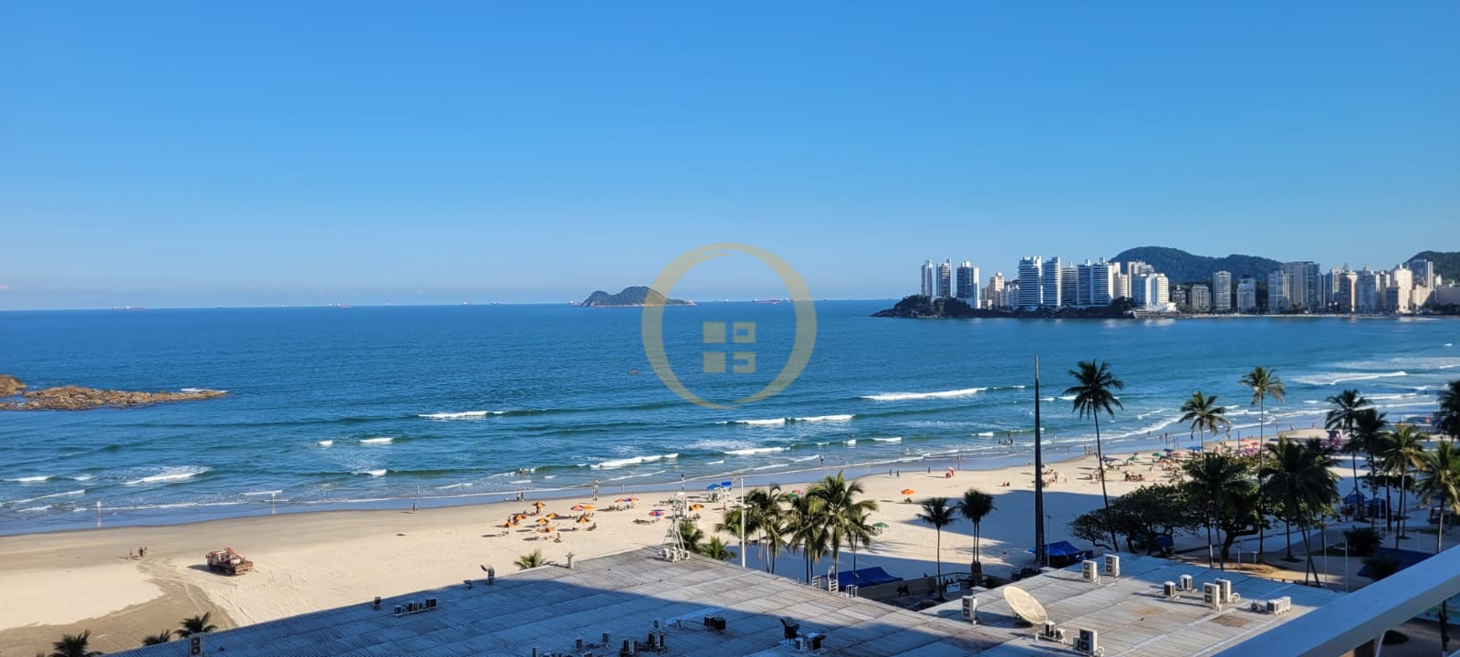 Apartamento Frente ao Mar-3-dormitorios-Pitangueiras