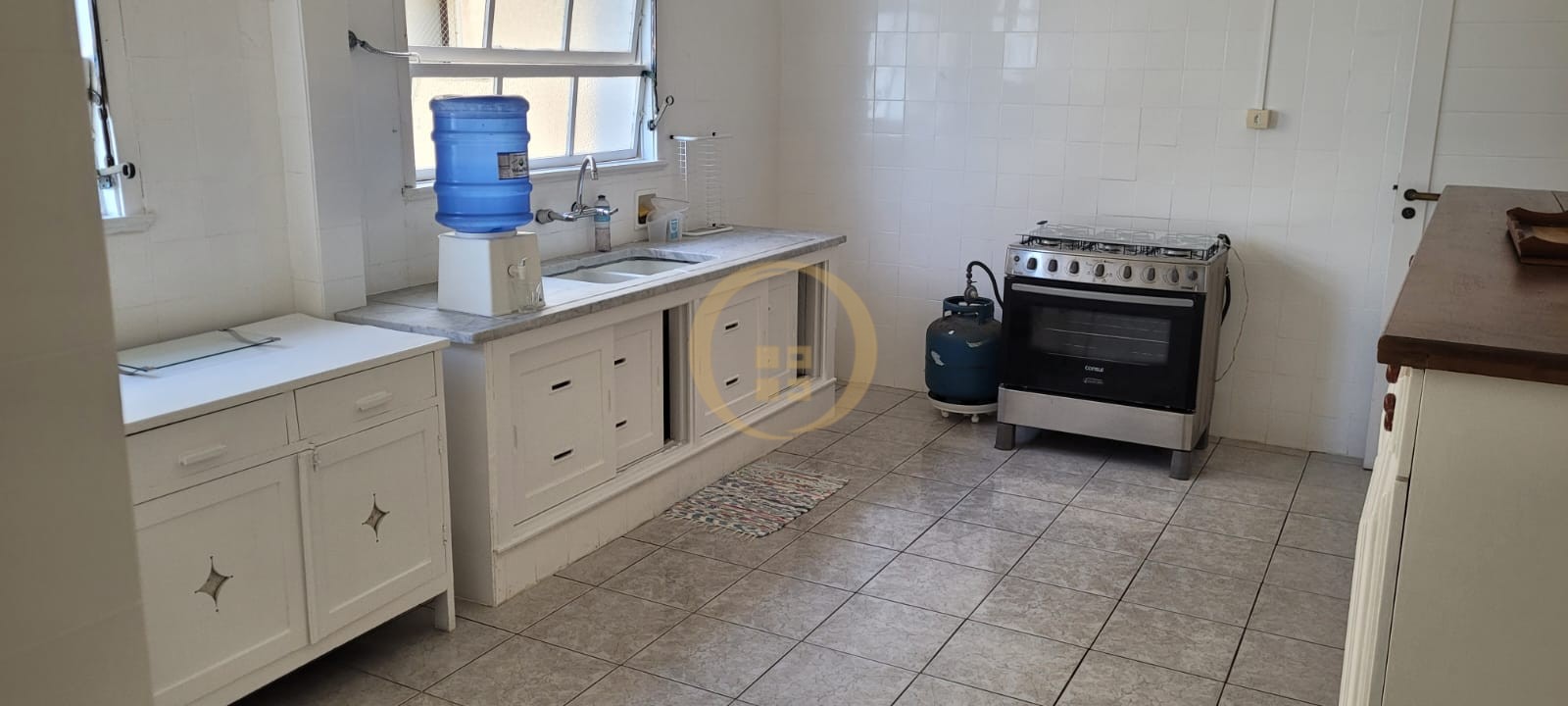 Apartamento Frente ao Mar-3-dormitorios-Pitangueiras
