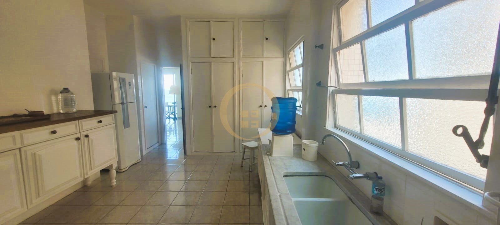 Apartamento Frente ao Mar-3-dormitorios-Pitangueiras