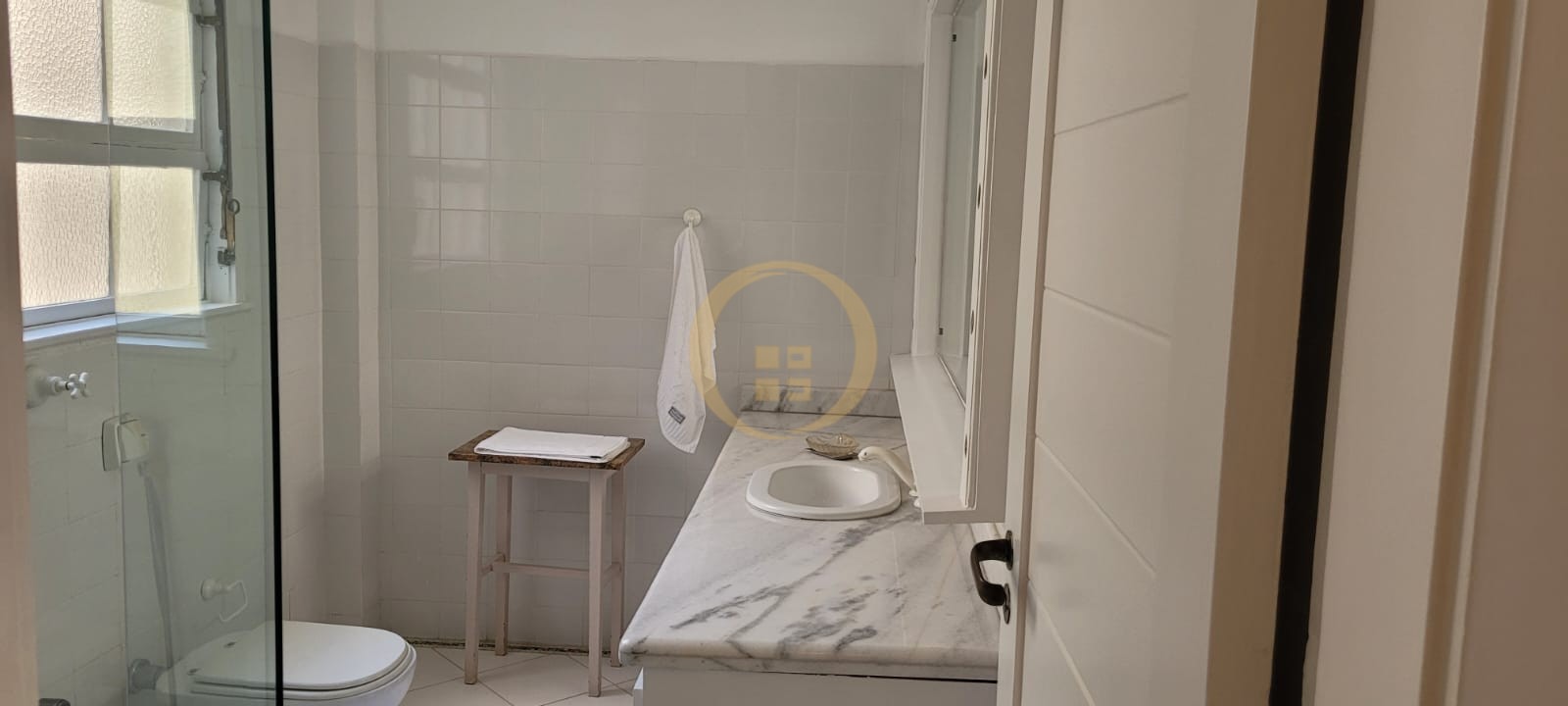 Apartamento Frente ao Mar-3-dormitorios-Pitangueiras