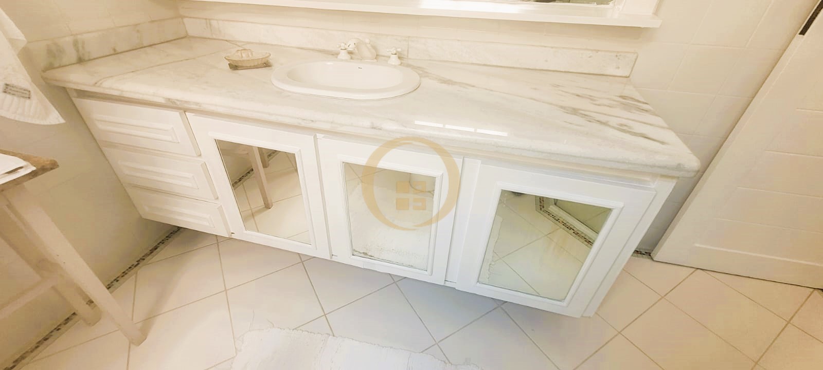 Apartamento Frente ao Mar-3-dormitorios-Pitangueiras