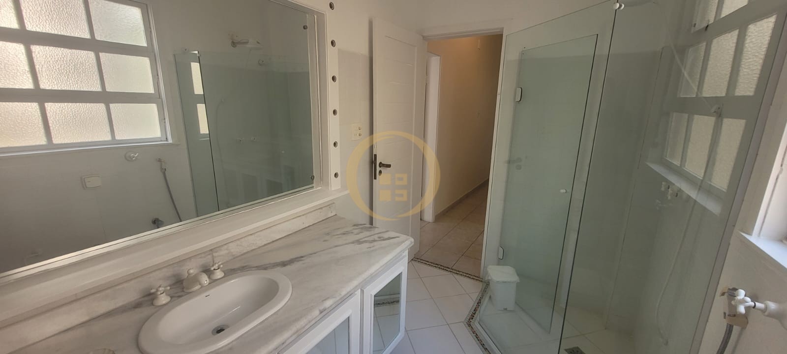 Apartamento Frente ao Mar-3-dormitorios-Pitangueiras