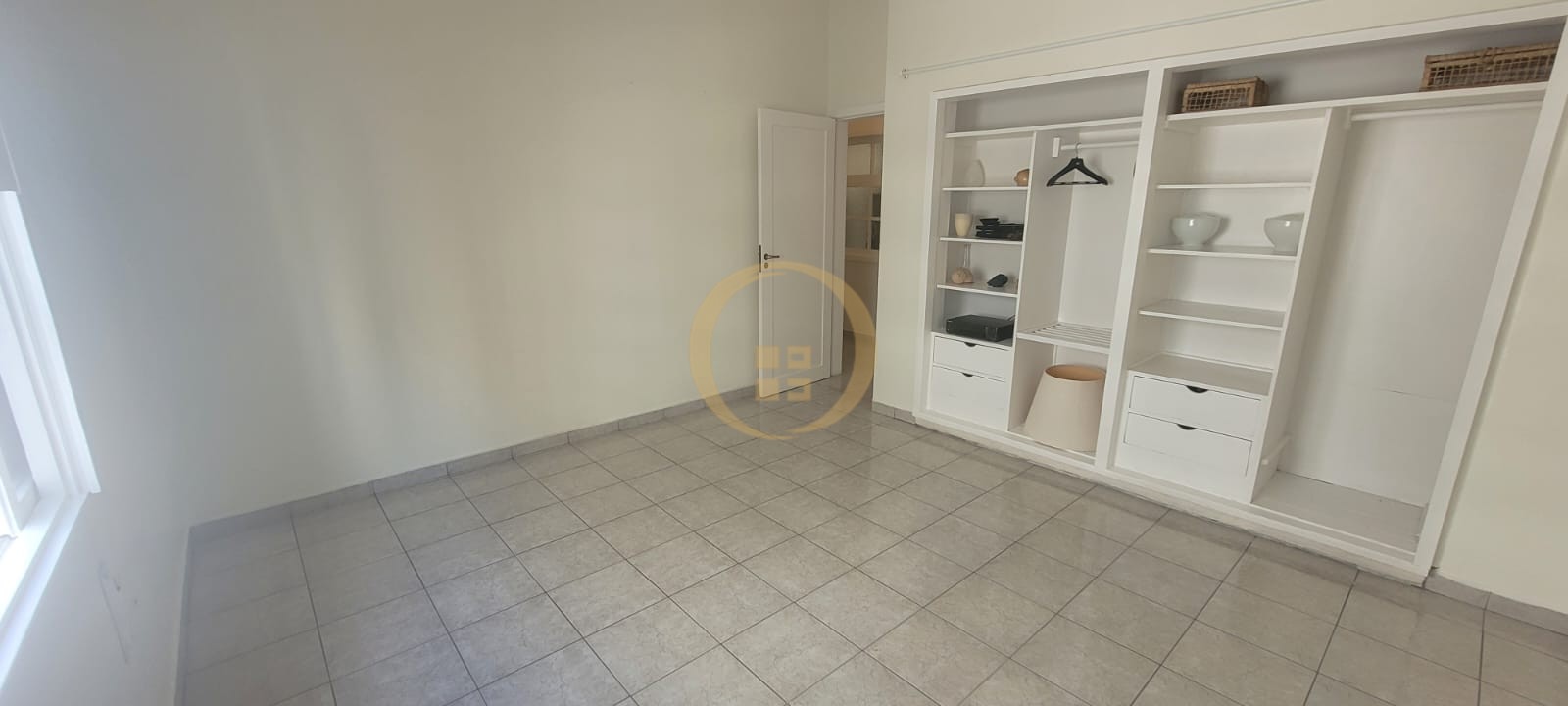 Apartamento Frente ao Mar-3-dormitorios-Pitangueiras