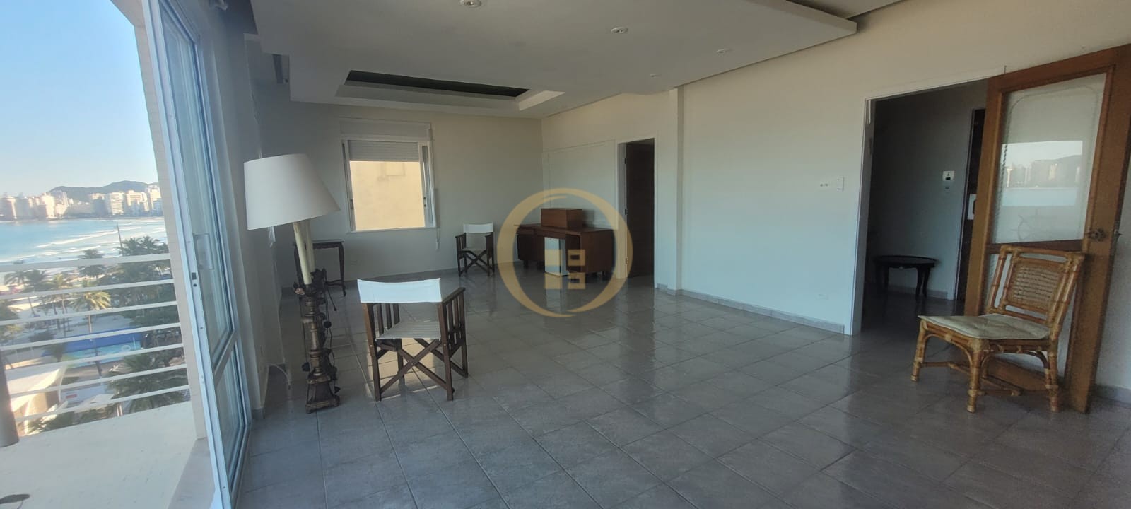 Apartamento Frente ao Mar-3-dormitorios-Pitangueiras