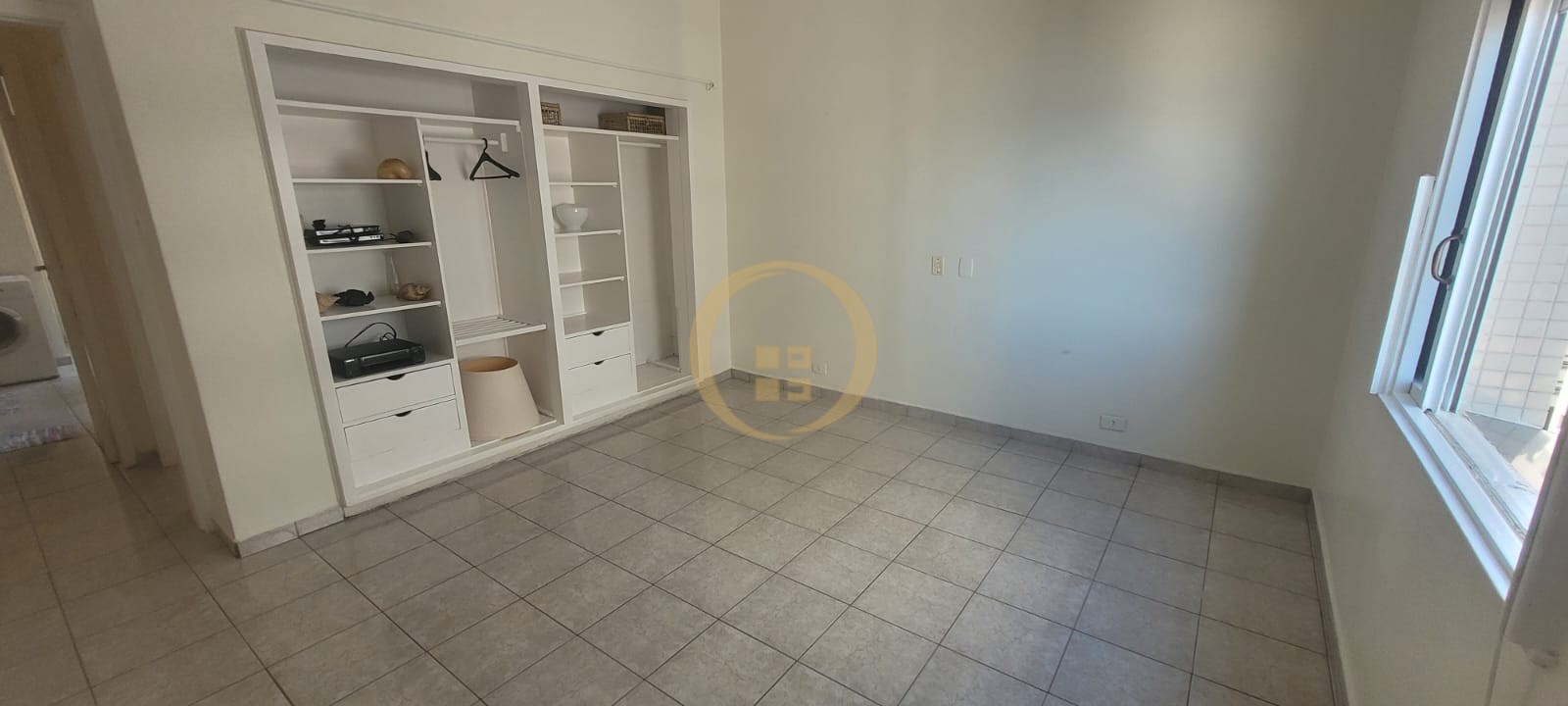 Apartamento Frente ao Mar-3-dormitorios-Pitangueiras
