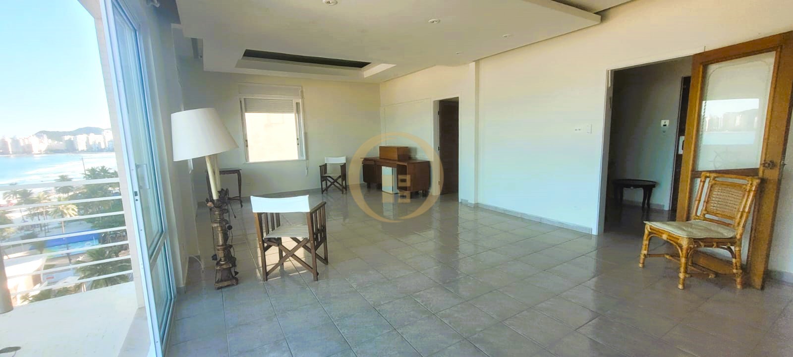 Apartamento Frente ao Mar-3-dormitorios-Pitangueiras