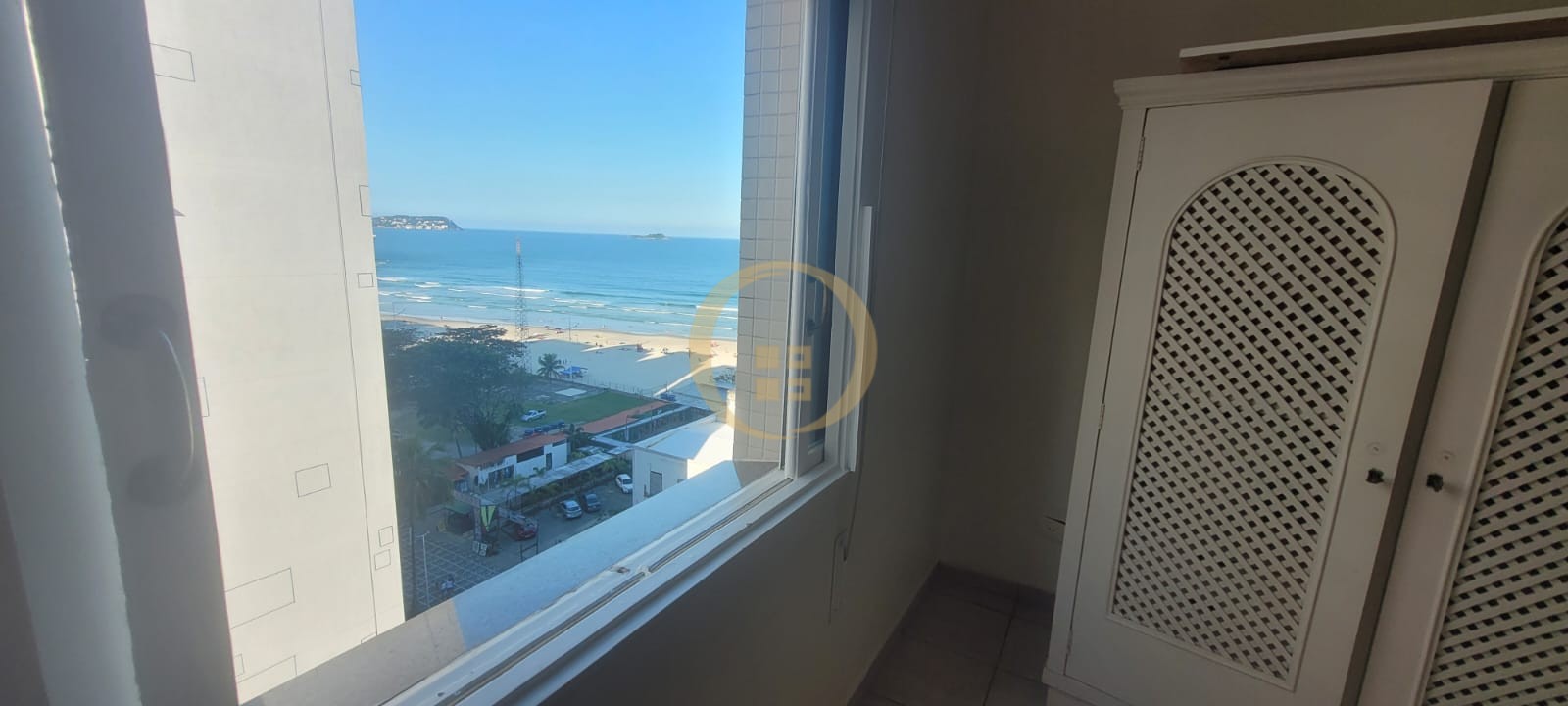Apartamento Frente ao Mar-3-dormitorios-Pitangueiras