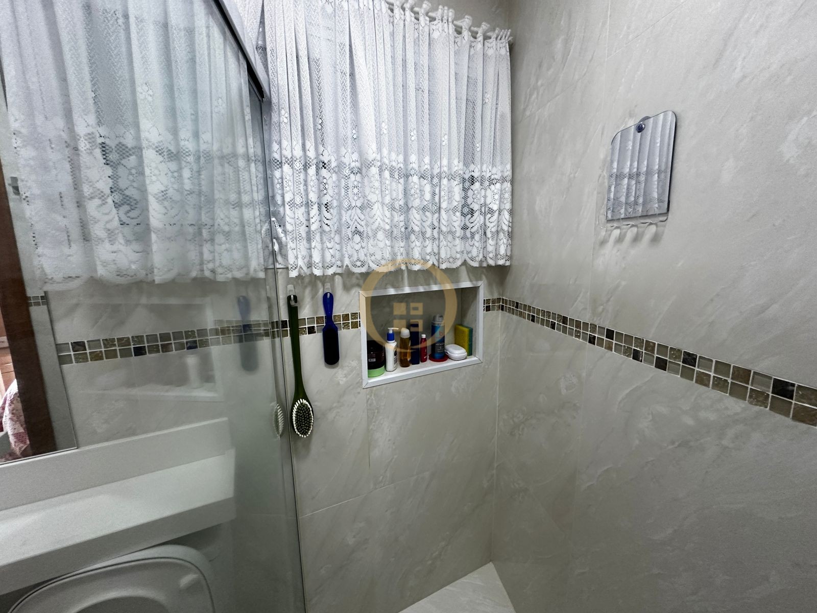 Apartamento Frente ao Mar nas Pitangueiras, Guarujá - SP