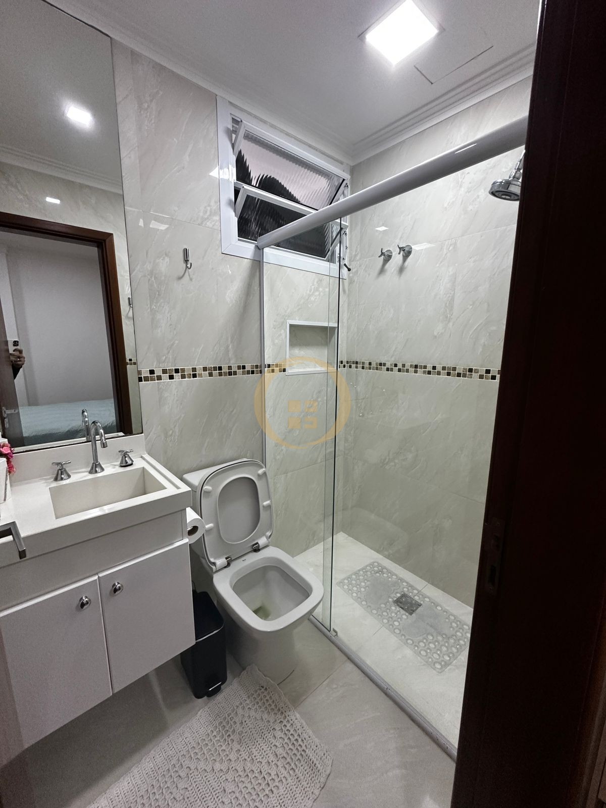 Apartamento Frente ao Mar nas Pitangueiras, Guarujá - SP
