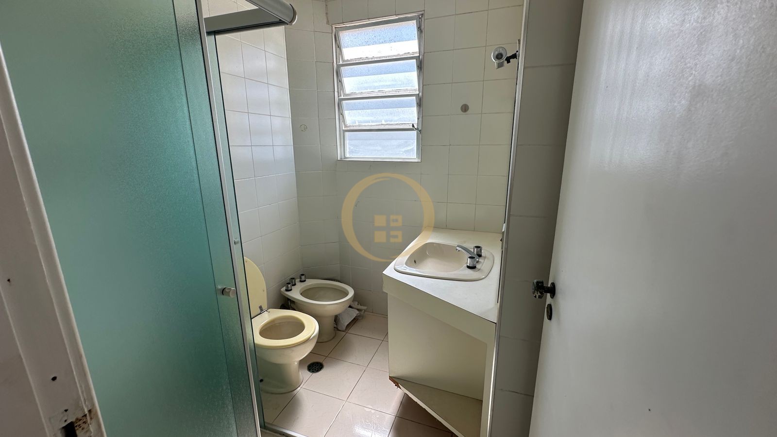 Apartamento Frente ao Mar nas Pitangueiras, Guarujá - SP