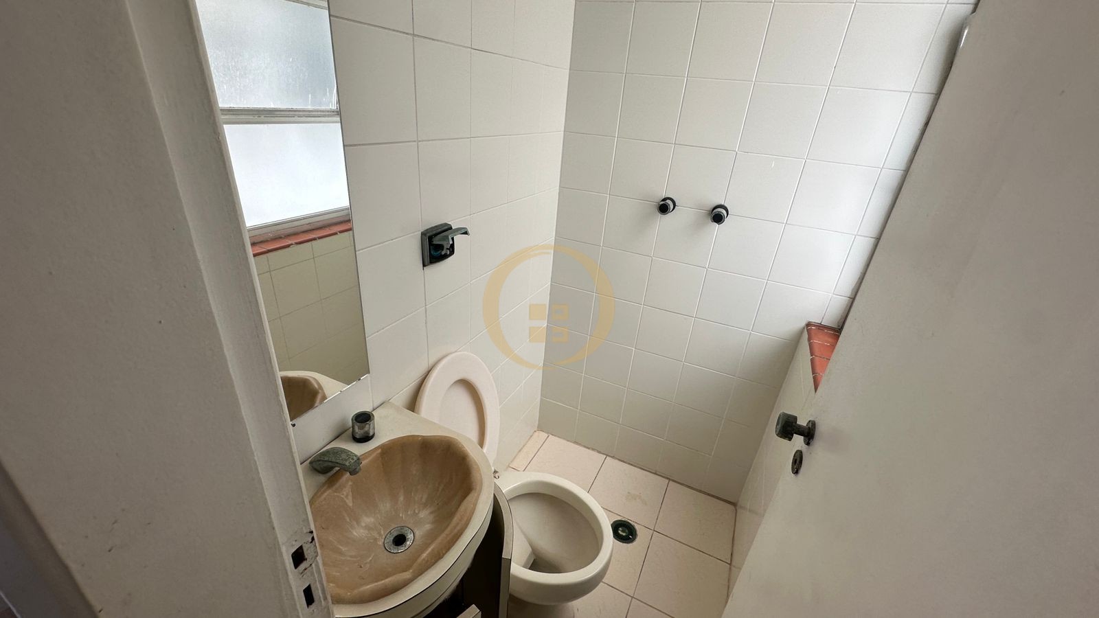 Apartamento Frente ao Mar nas Pitangueiras, Guarujá - SP