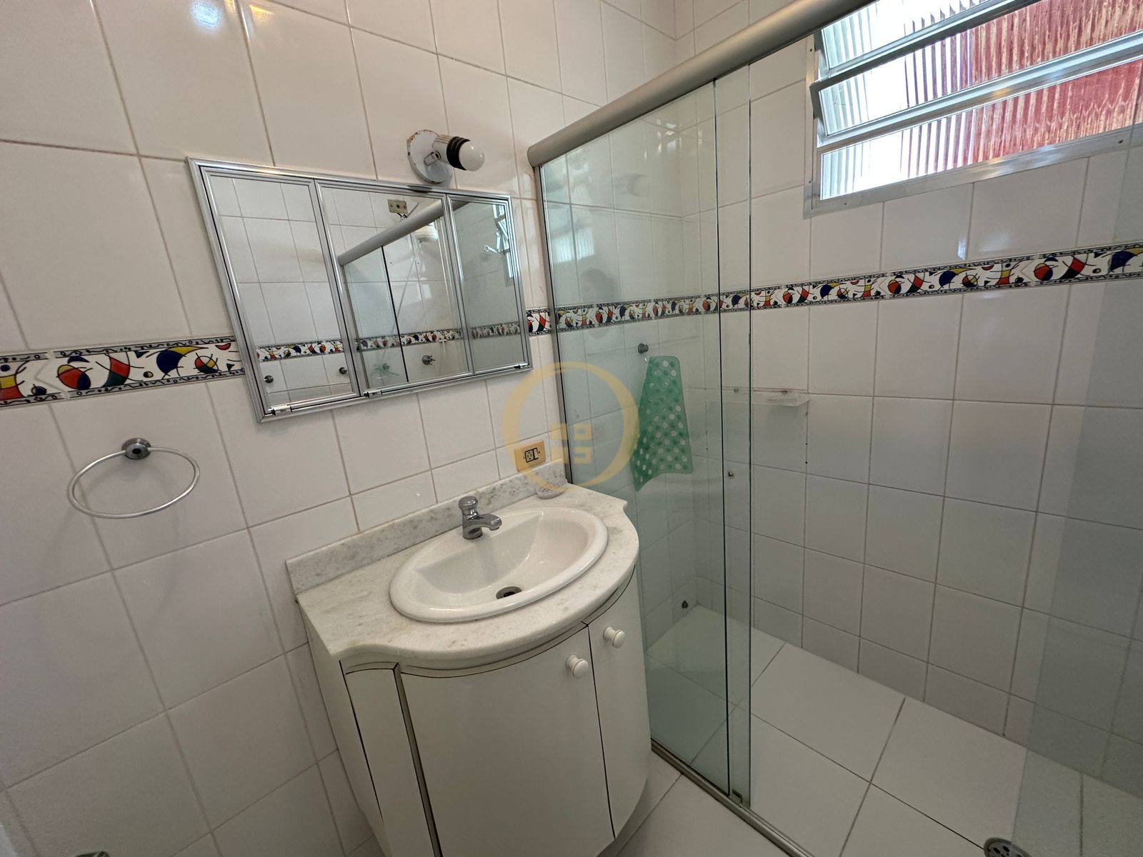 Apartamento Frente ao Mar-3-dormitorios-Pitangueiras