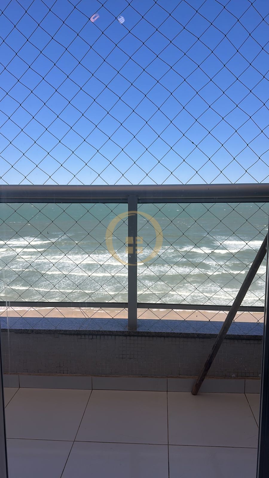 Apartamento Frente ao Mar-3-dormitorios-Pitangueiras